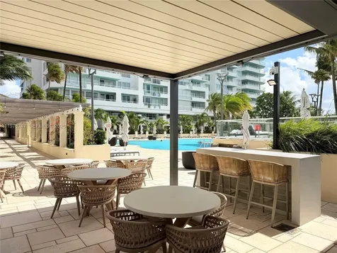 400 S Pointe Drive Miami Beach FL 33139