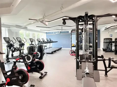 400 S Pointe Drive Miami Beach FL 33139