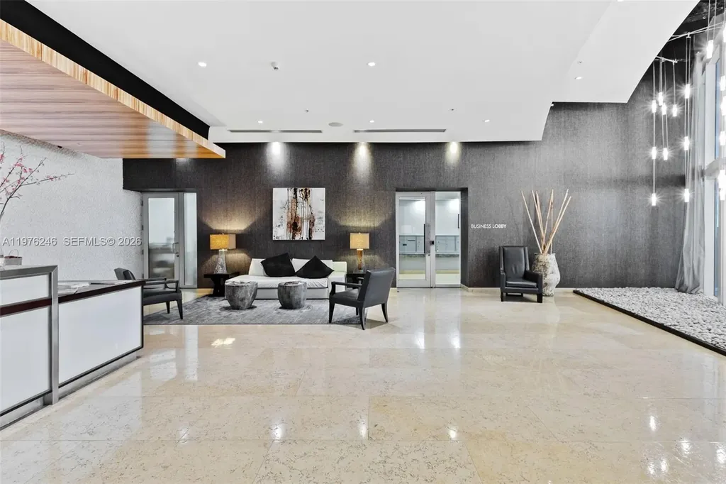 60 SW 13th Street Miami FL 33130