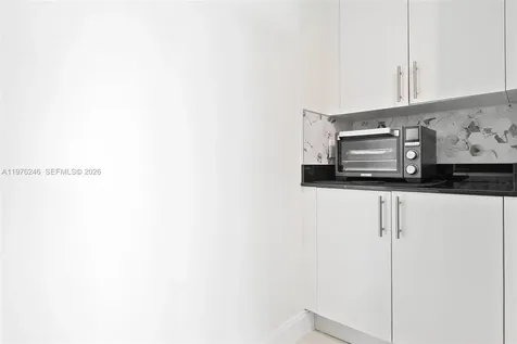 60 SW 13th Street Miami FL 33130