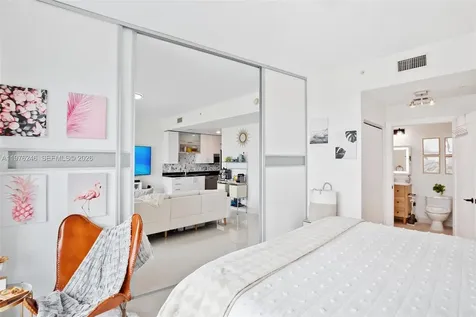 60 SW 13th Street Miami FL 33130