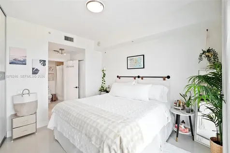 60 SW 13th Street Miami FL 33130