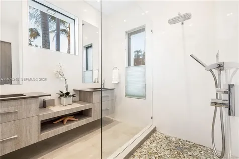 2101 NE 20th Avenue Wilton Manors FL 33305