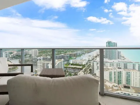 4111 S Ocean Drive Hollywood FL 33019