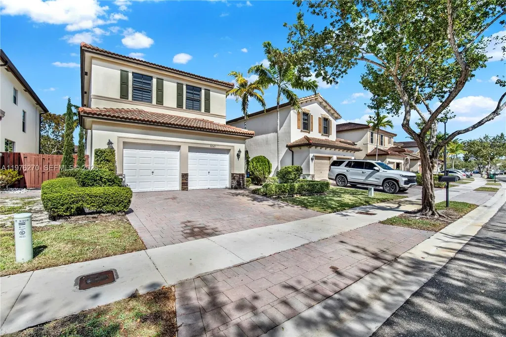 9243 SW 227th Terrace Cutler Bay FL 33190