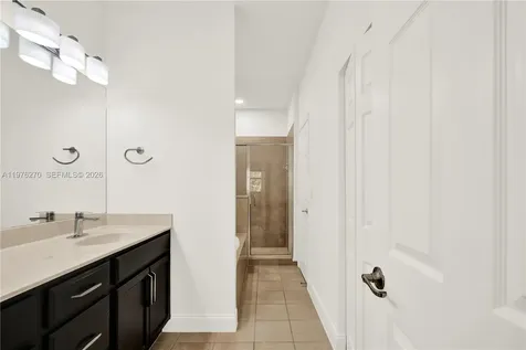 9243 SW 227th Terrace Cutler Bay FL 33190