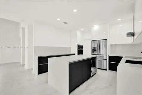 9243 SW 227th Terrace Cutler Bay FL 33190