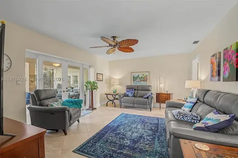 15401 SW 81 Avenue Palmetto Bay FL 33157