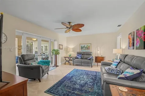 15401 SW 81 Avenue Palmetto Bay FL 33157