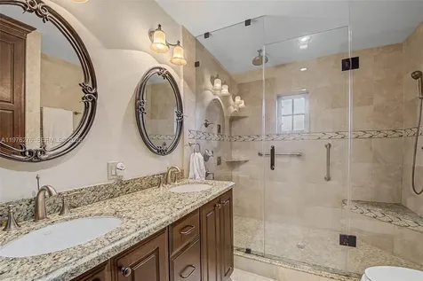 15401 SW 81 Avenue Palmetto Bay FL 33157