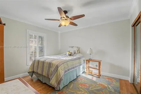 15401 SW 81 Avenue Palmetto Bay FL 33157
