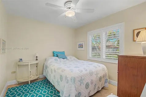 15401 SW 81 Avenue Palmetto Bay FL 33157