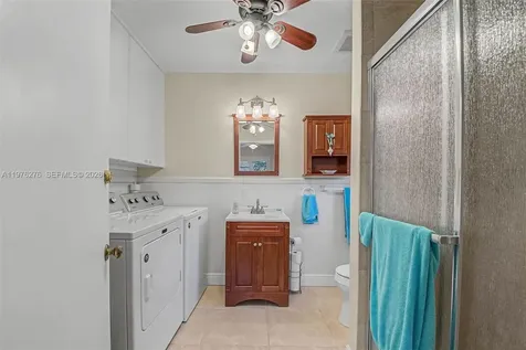 15401 SW 81 Avenue Palmetto Bay FL 33157