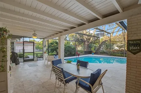 15401 SW 81 Avenue Palmetto Bay FL 33157