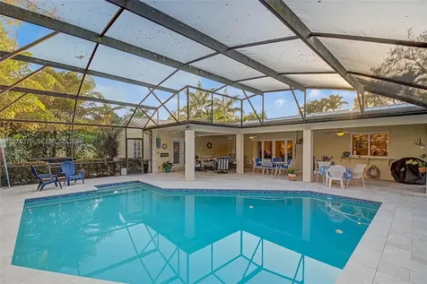 15401 SW 81 Avenue Palmetto Bay FL 33157