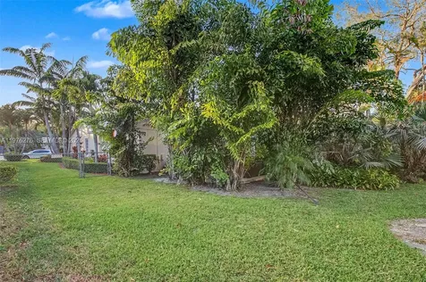 15401 SW 81 Avenue Palmetto Bay FL 33157