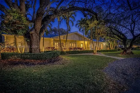 15401 SW 81 Avenue Palmetto Bay FL 33157