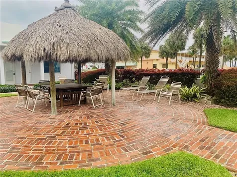 4228 N Ocean Drive Lauderdale By The Sea FL 33308