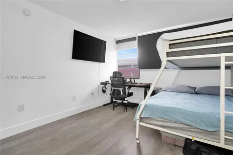 830 NW 87th Avenue Miami FL 33172
