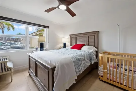 6523 NW 170th Lane Hialeah FL 33015