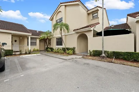 6523 NW 170th Lane Hialeah FL 33015