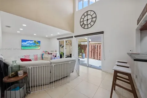 6523 NW 170th Lane Hialeah FL 33015