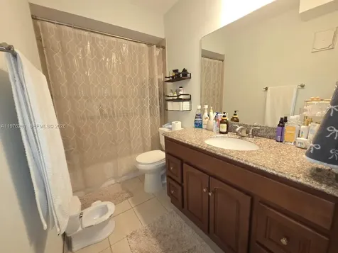 220 Lakeview Drive Weston FL 33326