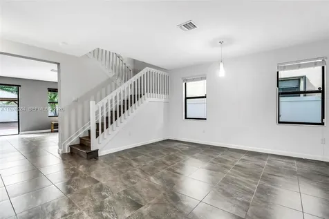 3440 W 100th Terrace Hialeah FL 33018