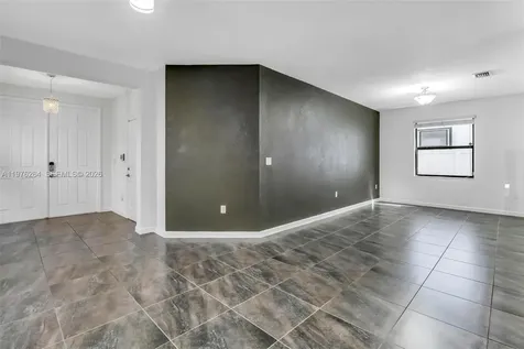 3440 W 100th Terrace Hialeah FL 33018