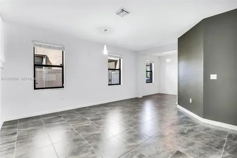 3440 W 100th Terrace Hialeah FL 33018