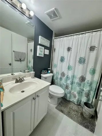 2711 Ocean Club Boulevard Dania Beach FL 33019