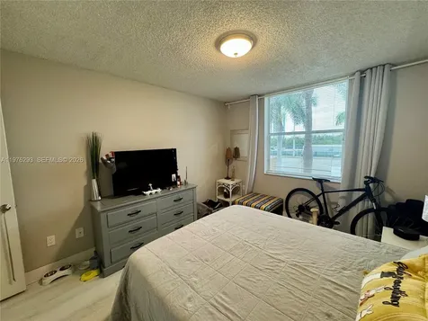 2711 Ocean Club Boulevard Dania Beach FL 33019
