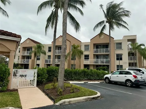2711 Ocean Club Boulevard Dania Beach FL 33019