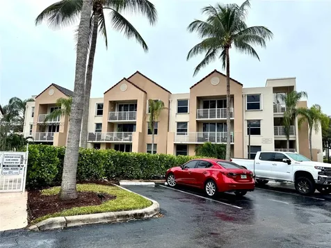 2711 Ocean Club Boulevard Dania Beach FL 33019