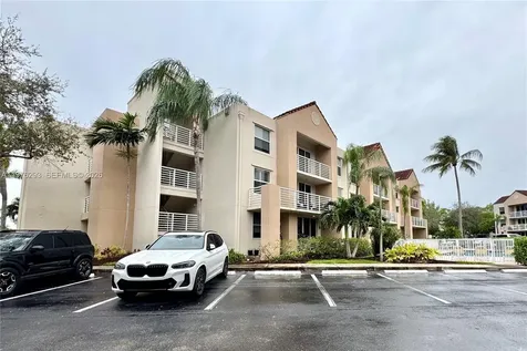 2711 Ocean Club Boulevard Dania Beach FL 33019