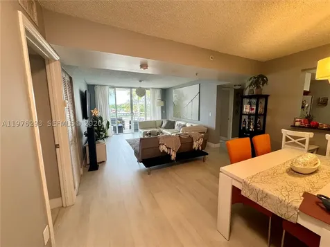2711 Ocean Club Boulevard Dania Beach FL 33019
