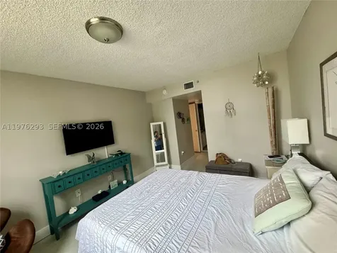2711 Ocean Club Boulevard Dania Beach FL 33019