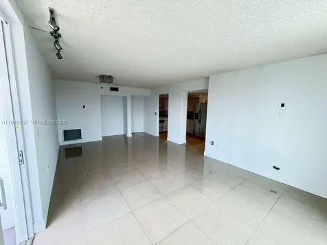 919 Hillcrest Drive Hollywood FL 33021