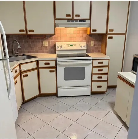2590 N Carambola Circle N Coconut Creek FL 33066