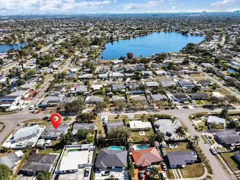 4820 SW 112th Avenue Miami FL 33165
