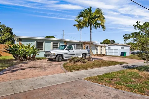 4820 SW 112th Avenue Miami FL 33165