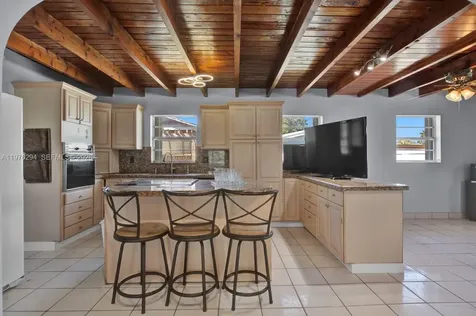 4820 SW 112th Avenue Miami FL 33165
