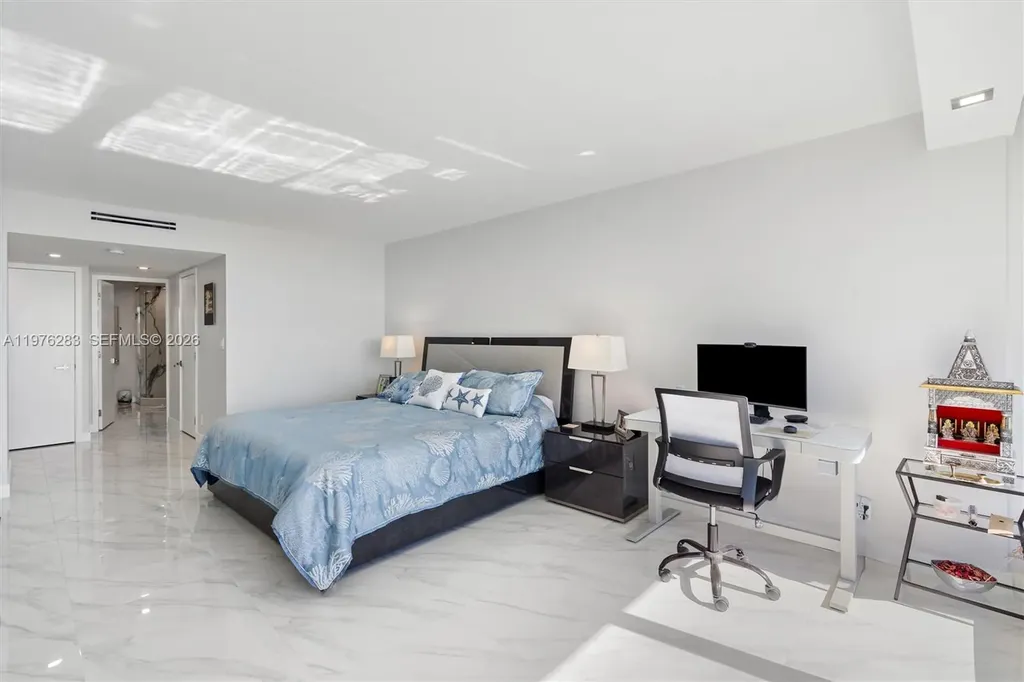 2100 S Ocean Lane Fort Lauderdale FL 33316