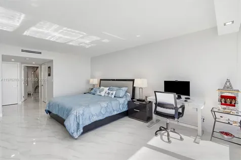 2100 S Ocean Lane Fort Lauderdale FL 33316