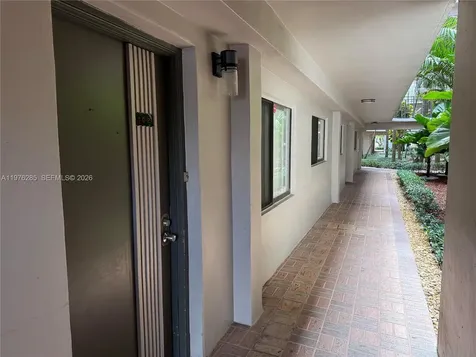 8650 SW 133rd Avenue Road Miami FL 33183