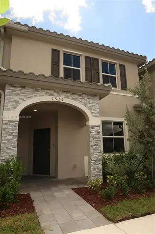 1513 SE 27th Road Homestead FL 33035
