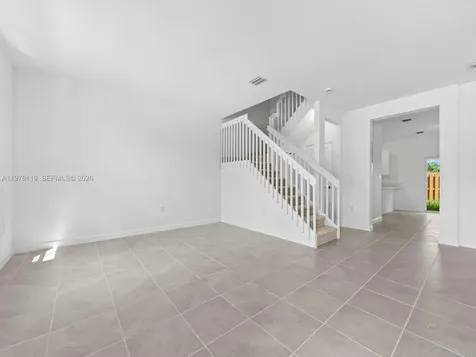 1513 SE 27th Road Homestead FL 33035