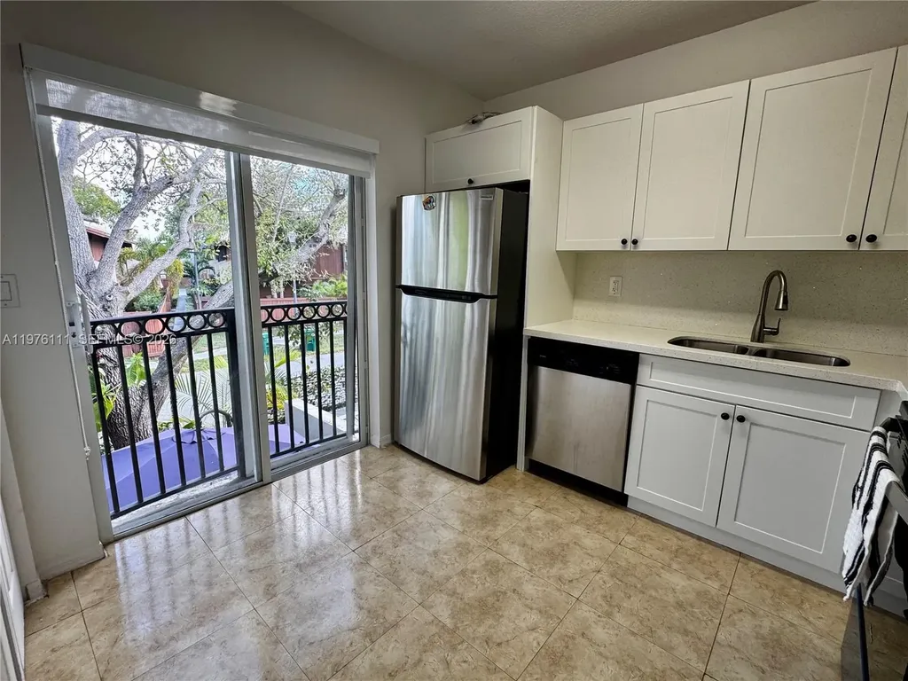 6676 SW 115th Court Miami FL 33173
