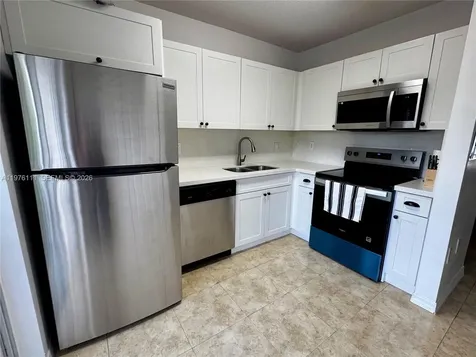 6676 SW 115th Court Miami FL 33173