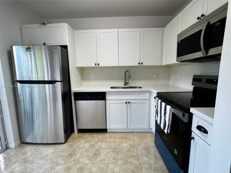 6676 SW 115th Court Miami FL 33173
